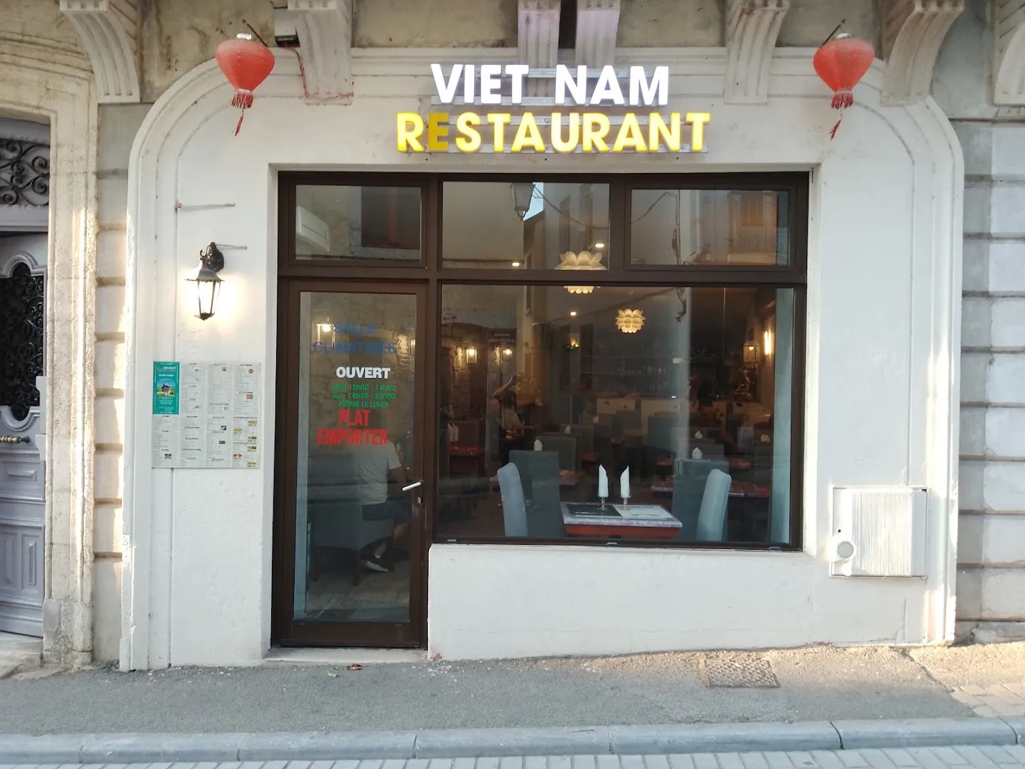 VIET NAM RESTAURANT
